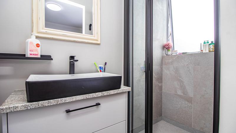 4 Bedroom Property for Sale in Sandbaai Western Cape